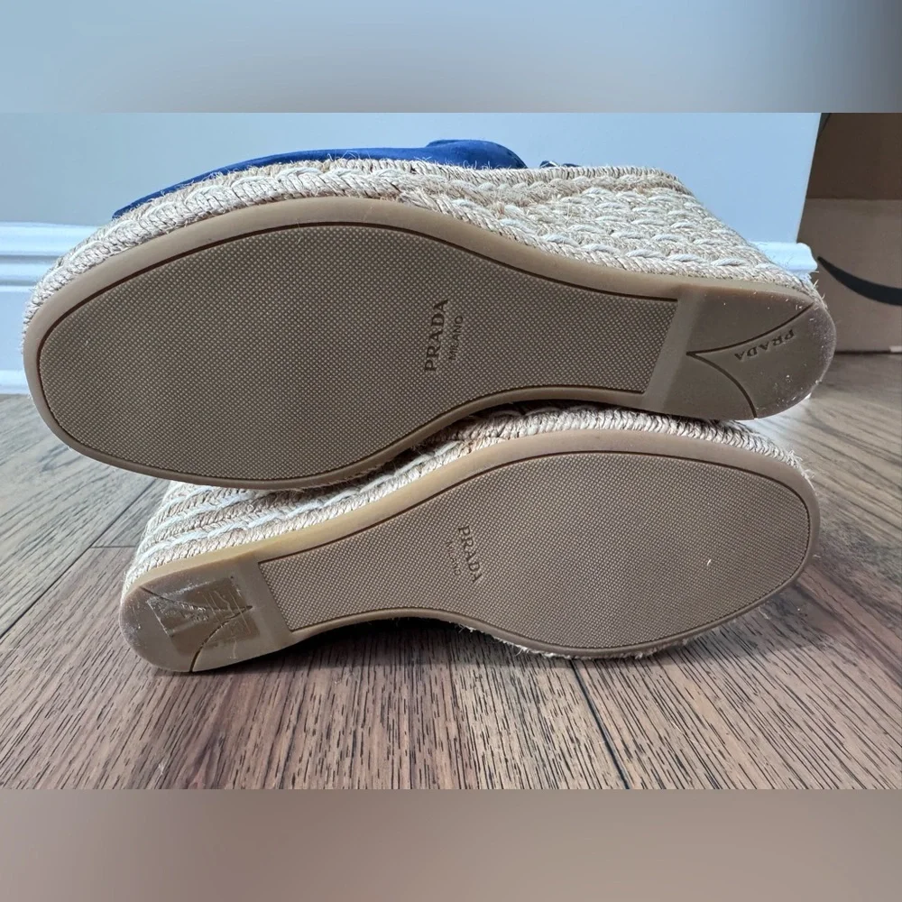 Prada jute wedge heels. Size 38.5. Never worn. - Picture 2 of 5